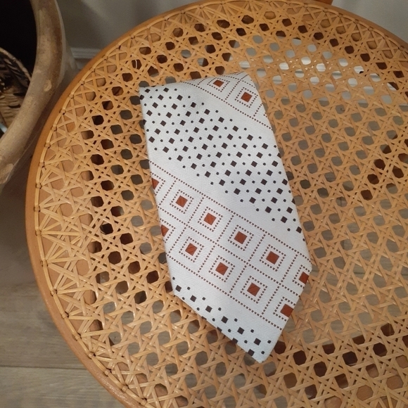 Vintage Schiaparelli Streetwear Tie - Picture 3 of 7